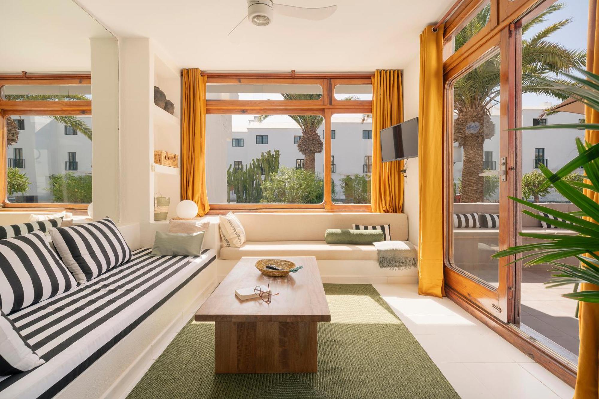 Lanzarote Beach Apartments, Casa Bruna Коста Тегисе Екстериор снимка