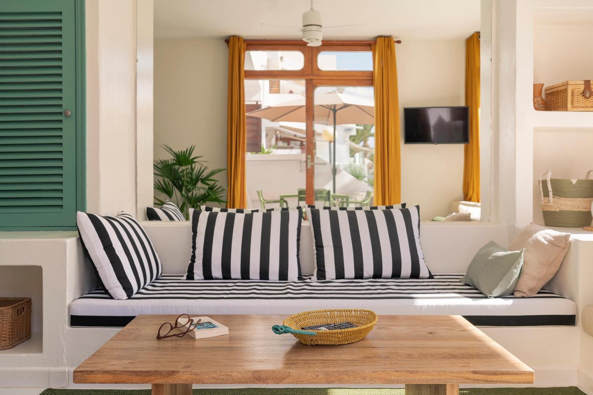 Lanzarote Beach Apartments, Casa Bruna Коста Тегисе Екстериор снимка